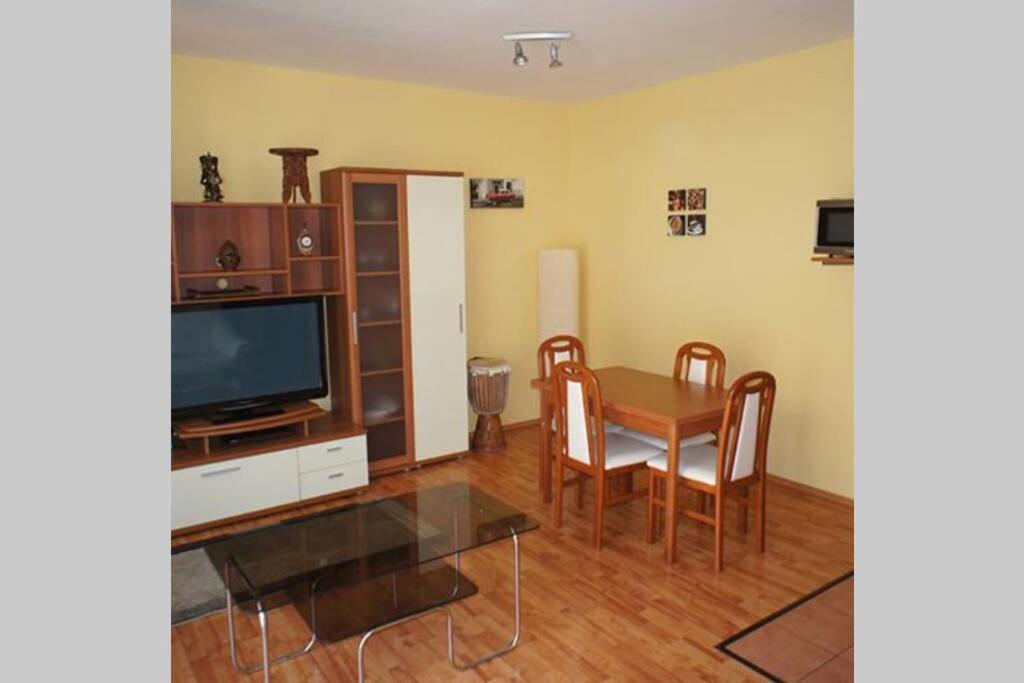 Апартаменты Lido Di Siofok - Aranypart - Minden 1 Percre! Экстерьер фото